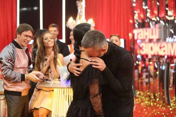 Танці з зірками